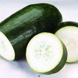 大家都来了吃瓜,众人齐聚一堂，共享欢乐时光